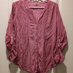Like New! Jane & Delancey button down pleat detail fade design sleeve tab size S